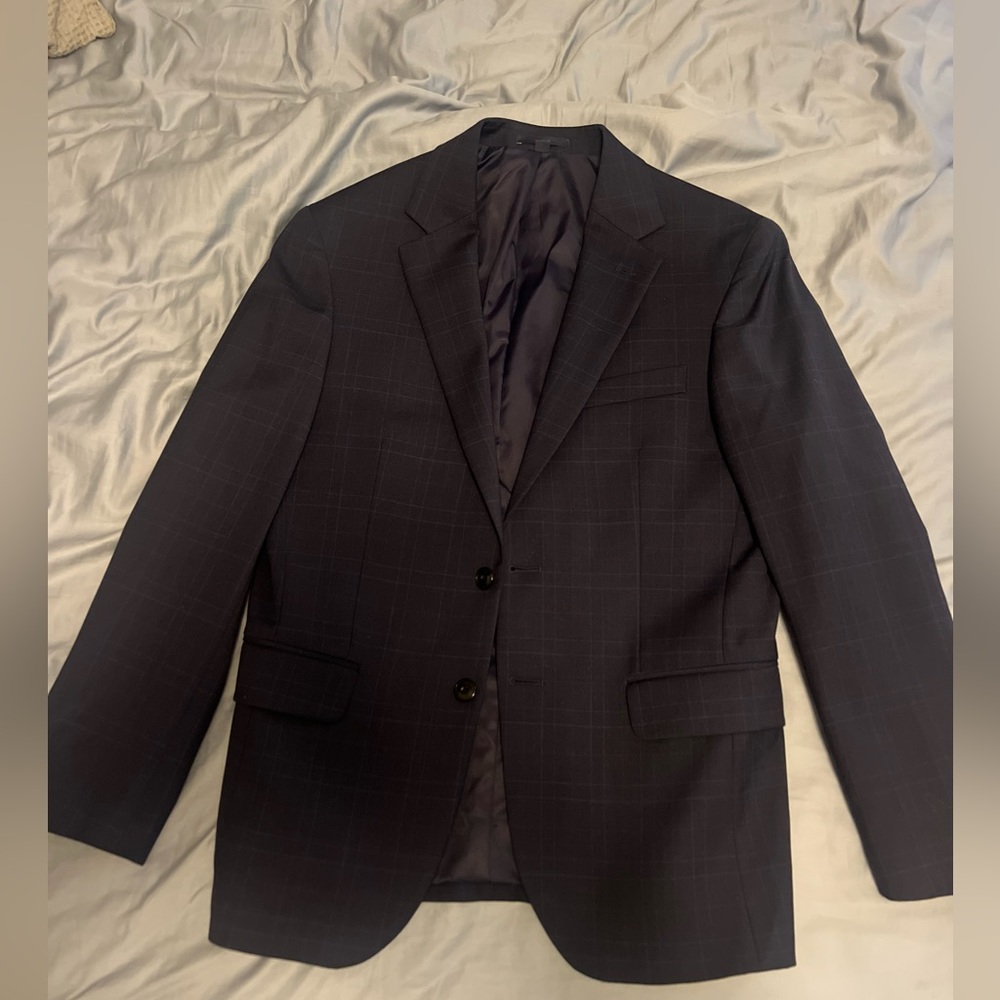 suit worn only once